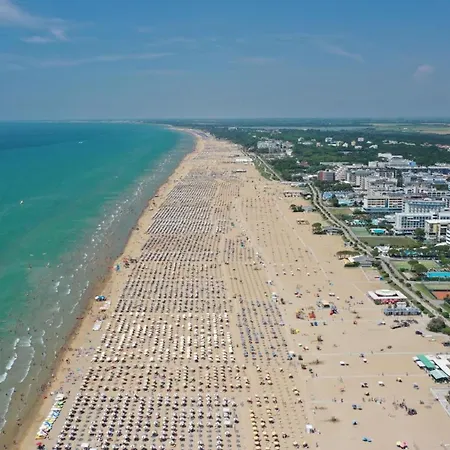 Your Tranquil Escape In - Beahost Apartamento Bibione